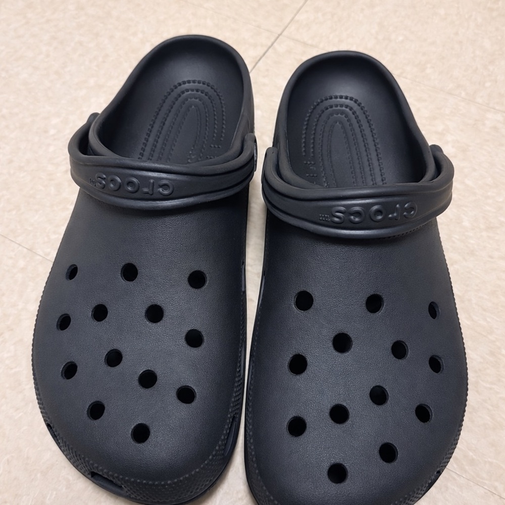 Black Crocs Clogs